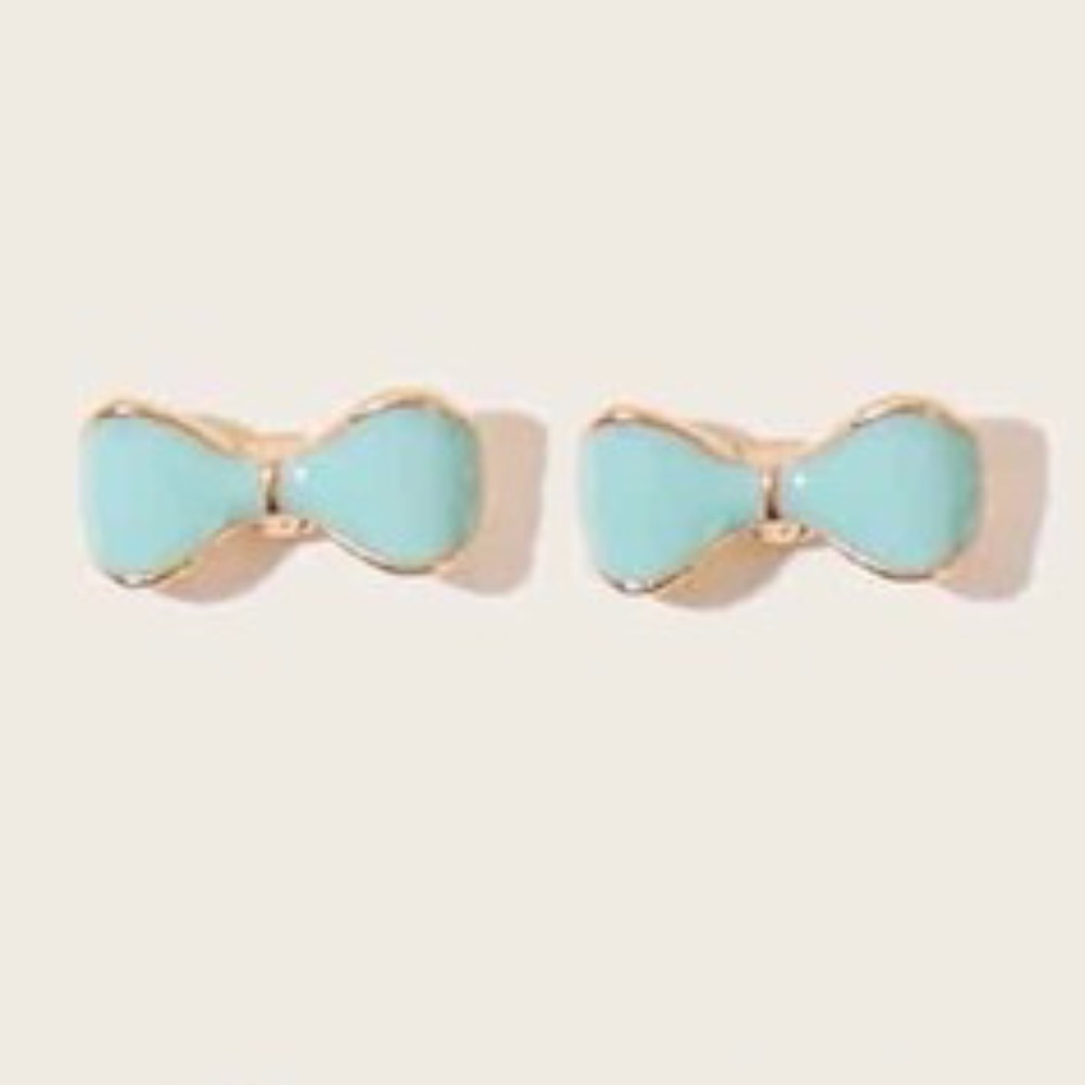 🍭 3/$15 Enamel Green Bow Stud Earrings Brand New